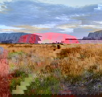 2-Day Uluru Ayers Rock National Park Explorer Trip from Alice Springs - Hotel Accommodation