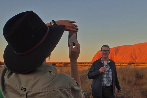 Small Group Uluru Sunset Viewing Tour - Hotel Accommodation 3