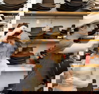 Aussie Bush Leather Store - Hotel Accommodation
