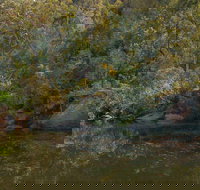 Blue Pool walking track - Hotel Accommodation