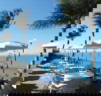 Eimeo - Hotel Accommodation