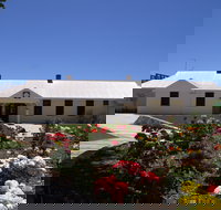 Old Railway Station - Hotel Accommodation