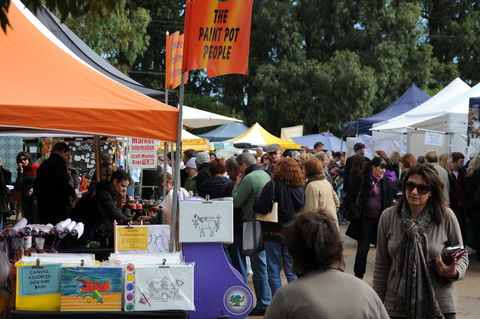 Red Hill Community Market - Hotel Accommodation 2