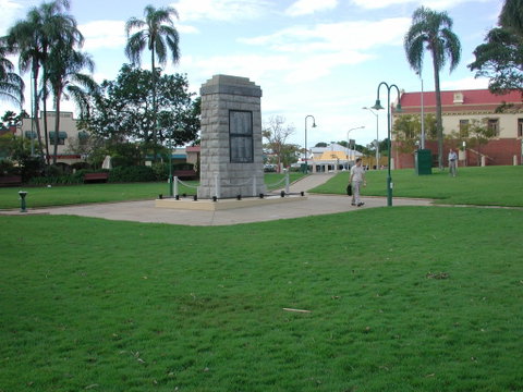 Sandgate War Memorial Park - Hotel Accommodation 2