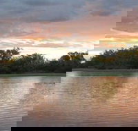 Tennant Creek Cemetery - Hotel Accommodation