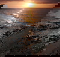 Avalon Beach - Hotel Accommodation
