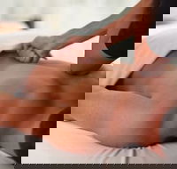 Big Thumb Massage - Hotel Accommodation