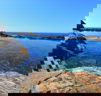 Blue Pool - Hotel Accommodation