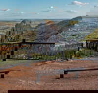 Minerva Hills National Park - Hotel Accommodation