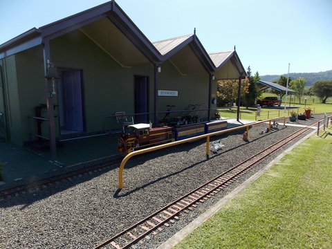 Penwood Miniature Railway - Hotel Accommodation 1