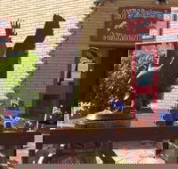 Ant's Redgum Gallery - Hotel Accommodation