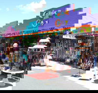 Colour Me Crazy - Hotel Accommodation