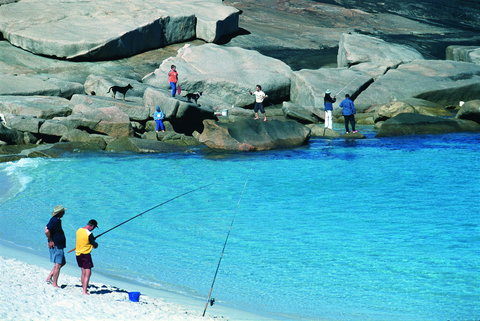 Windy Harbour And Salmon Beach - Hotel Accommodation 1