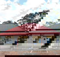 Dredge's Cottage - Hotel Accommodation