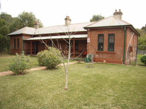 Museum Under The Bridge - Hotel Accommodation 0