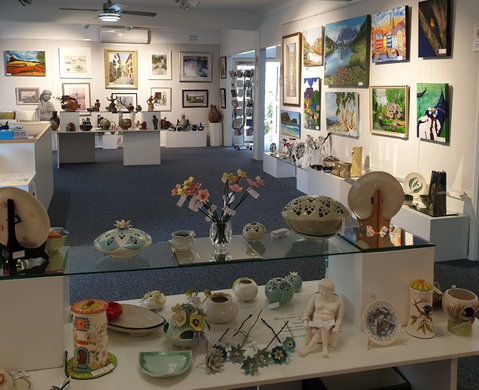 Port Stephens Community Arts Centre Gallery - Hotel Accommodation 1