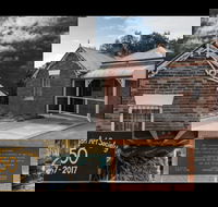 Queanbeyan Art Society - Hotel Accommodation