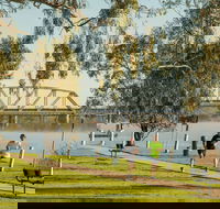 Sturt Reserve - Hotel Accommodation