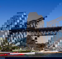 Sydney Harbour Bridge Pylon Lookout - Hotel Accommodation