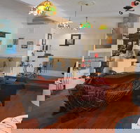 The Cobargo Creators Centre - Hotel Accommodation
