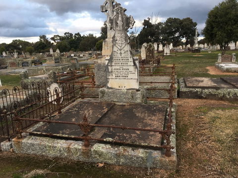 Benalla Cemetery Historical Walk - Hotel Accommodation 0