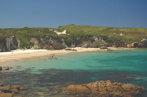 Broughton Island - Hotel Accommodation 1