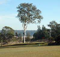 Lawrence Golf Club - Hotel Accommodation