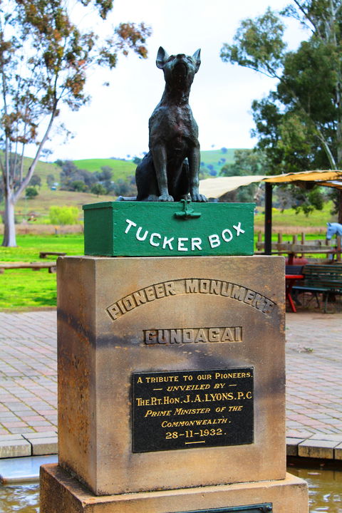 The Dog On The Tucker Box - Hotel Accommodation 0