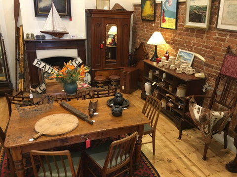 Braidwood Antiques - Hotel Accommodation 1