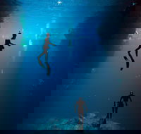 Kilsby Sinkhole - Hotel Accommodation