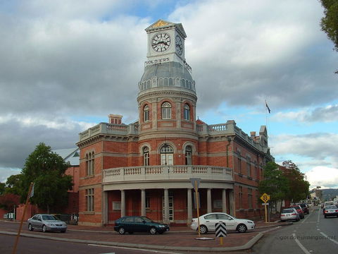 Midland Town Hall - Hotel Accommodation 0