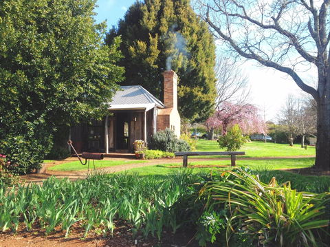 Mont De Lancey Historic Homestead & Museum - Hotel Accommodation 0