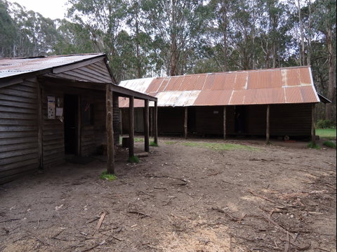 Razorback Hut - Hotel Accommodation 0