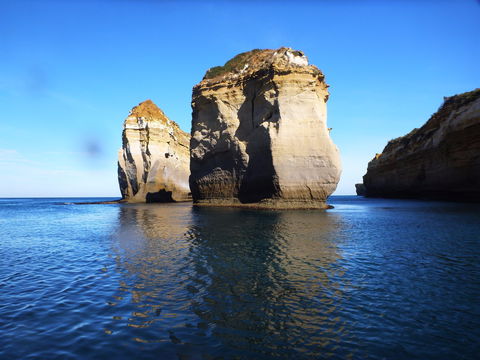 Twelve Apostles Marine National Park - Hotel Accommodation 1