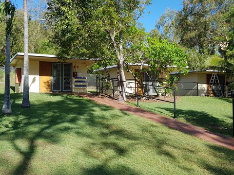 Apex Camps Magnetic Island Group Accommodation, Activities And Events - Hotel Accommodation 1