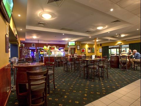 Canberra Irish Club - Hotel Accommodation 0