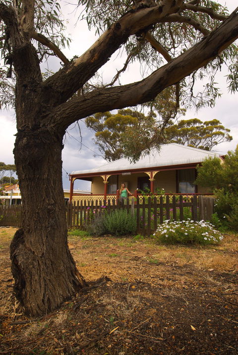 Dance Cottage Museum - Hotel Accommodation 0