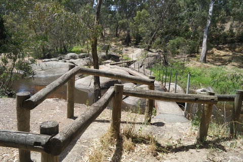 Euroa Apex Walking Track - Hotel Accommodation 1
