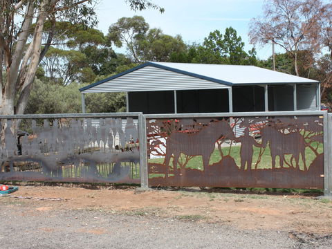 Farming; A Way Of Life - A Common Thread - Hotel Accommodation 1