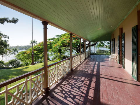 Newstead House - Hotel Accommodation 1