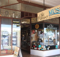 Old Pharmacy Museum  Childers - Hotel Accommodation