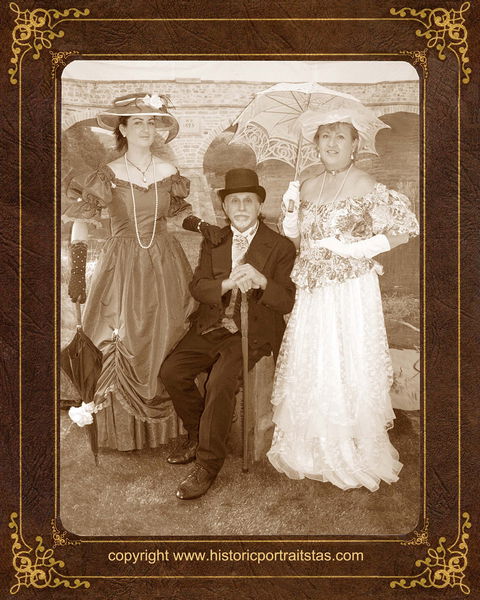 Olde Time Portraits - Hotel Accommodation 1