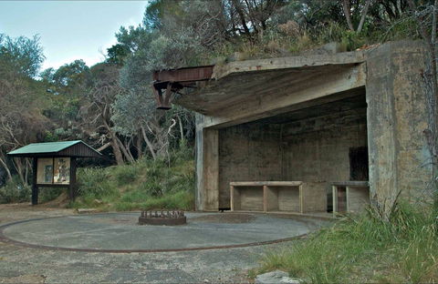 World War II Gun Emplacements - Hotel Accommodation 0