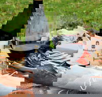 Bimbadgen Vineyard Picnic And Premium Wine Tasting - Hotel Accommodation