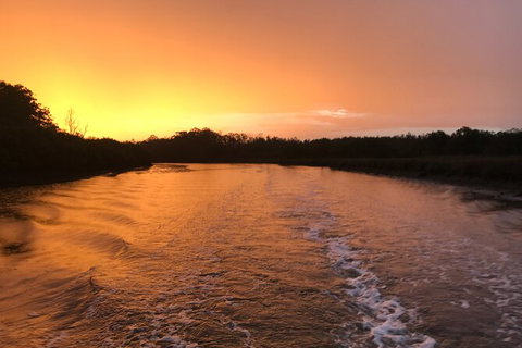 Jervis Bay Sunset River 2-Hour Cruise - Hotel Accommodation 2