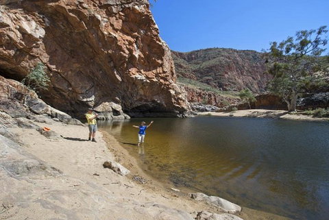 Full-Day West MacDonnell Ranges Tour From Alice Springs - Hotel Accommodation 3