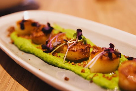 Gourmet Dinner Tour In Darwin 3-Hours - Hotel Accommodation 1