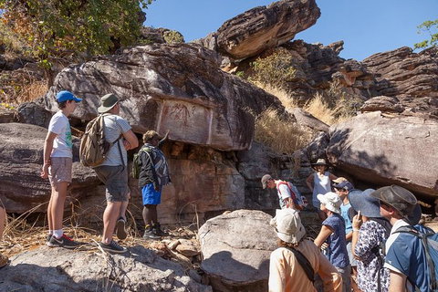 Arnhem Land Injalak Hill Full-Day Tour From Darwin - Hotel Accommodation 10