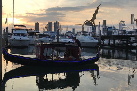 Romantic Gondola Dinner Cruise For Two - Hotel Accommodation 8
