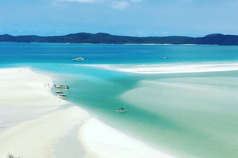 2-Night Whitsundays Sailing Cruise Incl. Whitehaven Beach & Great Barrier Reef - Hotel Accommodation 6